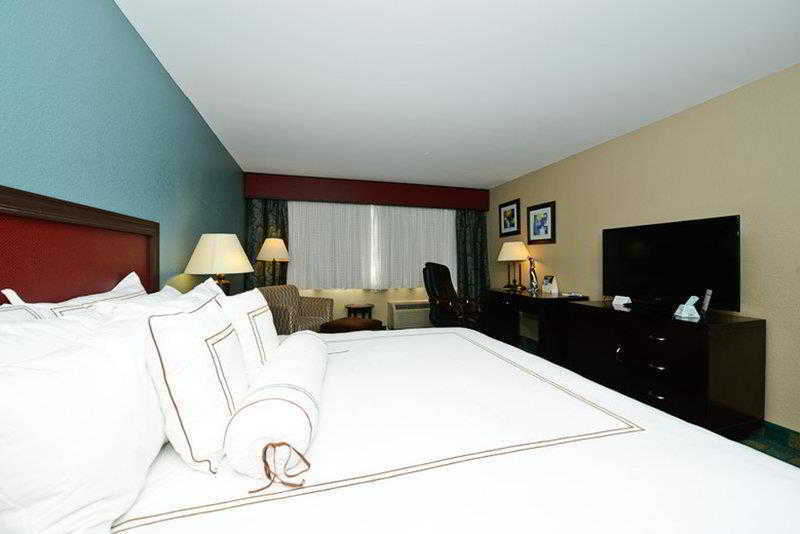 Causeway Bay Hotel Lansing Quarto foto
